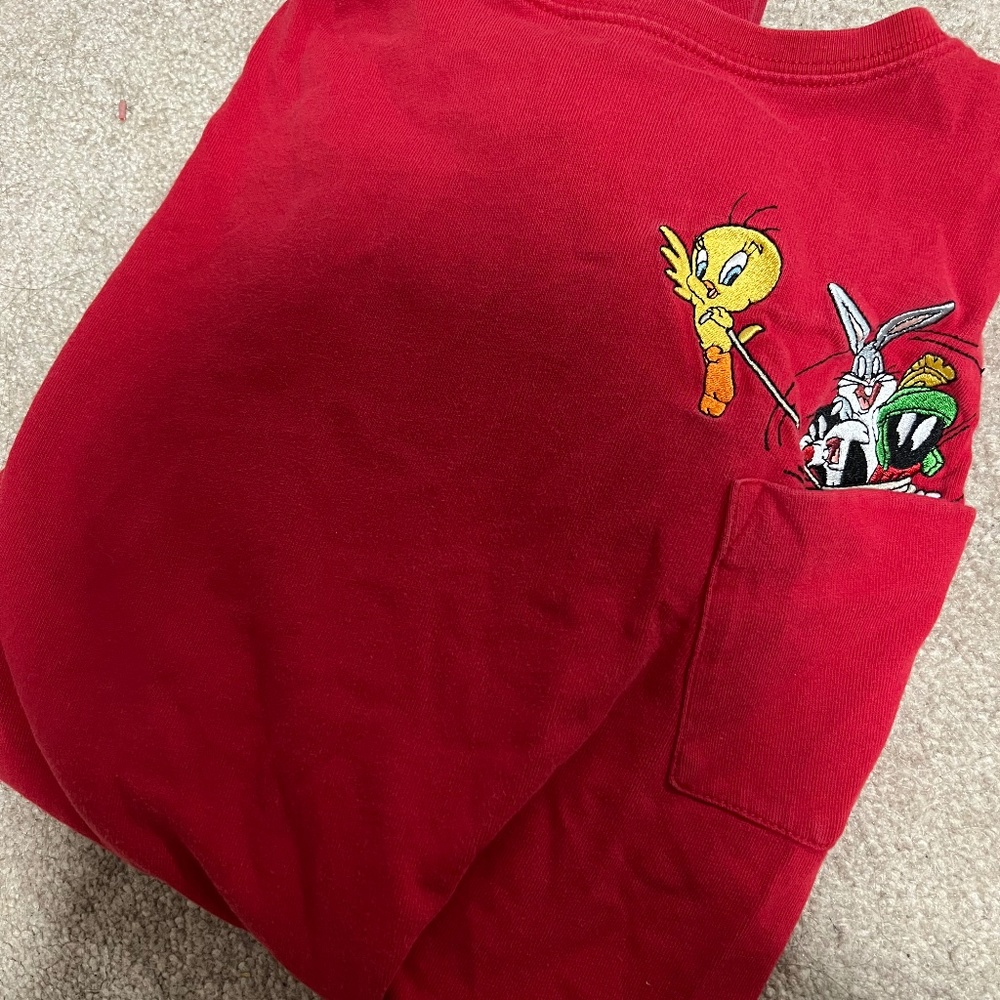 vintage 90s embroidered looney tunes tshirt